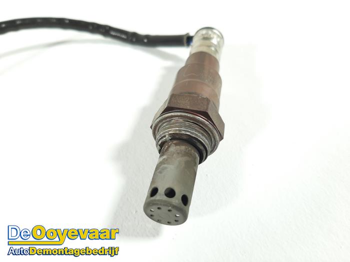 Lambda probe from a Volkswagen Polo VI (AW1) 1.0 TSI 12V 2022
