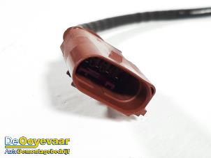 Lambda probe from a Volkswagen Polo VI (AW1) 1.0 TSI 12V 2022