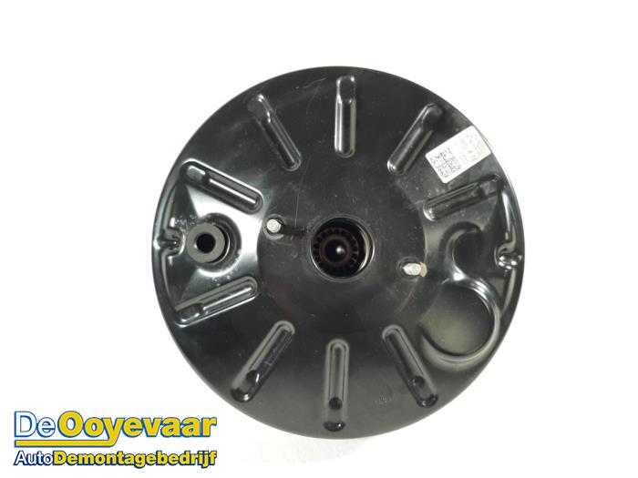 Usagé Servo frein Volkswagen Golf VII (AUA) 1.0 TSI 12V Prix € 29,99 Règlement à la marge proposé par Autodemontagebedrijf De Ooyevaar