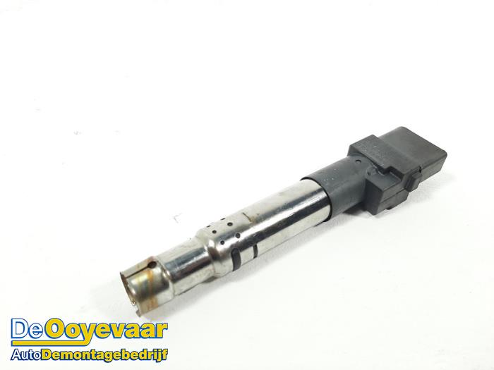 Usagé Bobine Volkswagen Phaeton (3D) 3.2 V6 30V Prix € 9,99 Règlement à la marge proposé par Autodemontagebedrijf De Ooyevaar