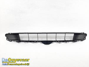Used Bumper grille Tesla Model 3 Performance AWD Price € 74,99 Margin scheme offered by Autodemontagebedrijf De Ooyevaar