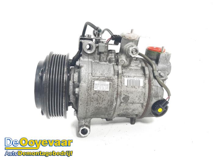 Air conditioning pump from a BMW 3 serie (F30) 320i 1.6 16V EfficientDynamicsEdition 2013