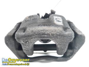 Used Rear brake calliper, left Opel Vivaro 2.0 CDTI 150 Price € 49,99 Margin scheme offered by Autodemontagebedrijf De Ooyevaar