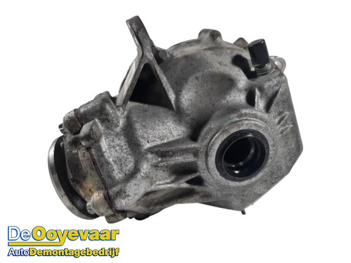 Front differential Mercedes C C-300 2.0 Turbo 16V 4-Matic 