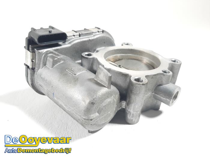 Usagé Boitier papillon Mercedes C (W205) C-300 2.0 Turbo 16V 4-Matic Prix € 15,00 Règlement à la marge proposé par Autodemontagebedrijf De Ooyevaar