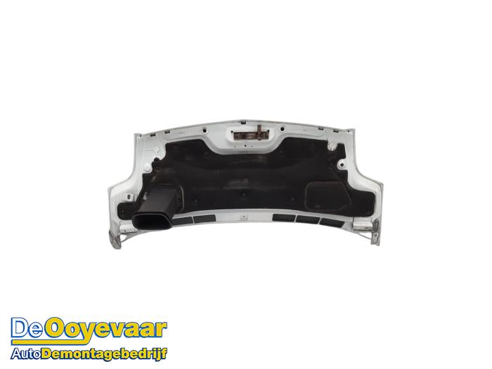 Bonnet from a Renault Master III (FD/HD) 2.5 dCi 16V 100 2008