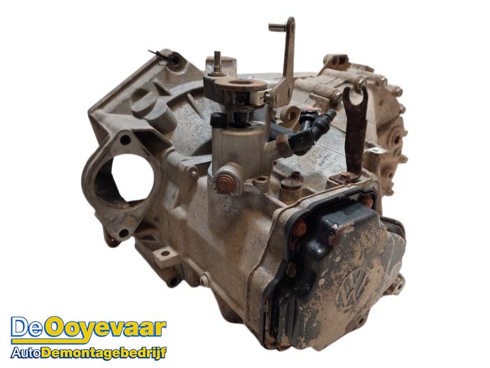 Gearbox Volkswagen Transporter T5 1.9 TDi 02Z300046D BRS JQT