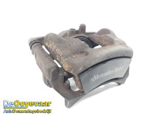 Used Front brake calliper, left Mercedes GLA (156.9) 2.2 220 CDI 16V 4-Matic Price € 99,99 Margin scheme offered by Autodemontagebedrijf De Ooyevaar