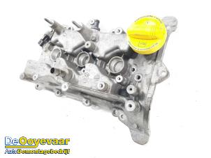 Ventildeckel van een Renault Captur I (2R) 0.9 Energy TCE 12V 2019