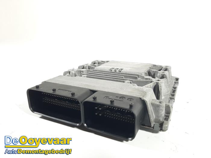 Used Engine management computer Porsche Panamera (970) 3.6 V6 24V Price € 399,99 Margin scheme offered by Autodemontagebedrijf De Ooyevaar