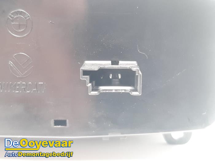 Light switch from a BMW 3 serie (F30) 320i 2.0 16V 2015