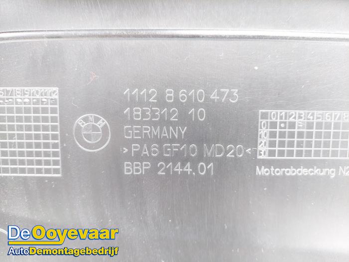Engine protection panel from a BMW 3 serie (F30) 320i 2.0 16V 2015