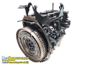Used Engine crankcase Renault Scénic IV (RFAJ) 1.7 Blue dCi 150 Price € 999,99 Margin scheme offered by Autodemontagebedrijf De Ooyevaar