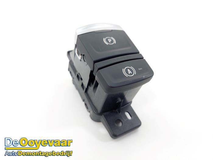 Gebrauchte Handbremse Schalter Mitsubishi ASX (VSX/VSE) 1.3 DI-T 16V Preis € 9,99 Margenregelung angeboten von Autodemontagebedrijf De Ooyevaar