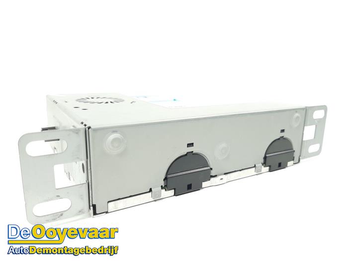 Usagé Module navigation Mitsubishi ASX (VSX/VSE) 1.3 DI-T 16V Prix € 149,99 Règlement à la marge proposé par Autodemontagebedrijf De Ooyevaar