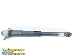 Used Rear shock absorber rod, left Volkswagen Golf VIII (CD1) 1.5 eTSI 16V Price € 49,99 Margin scheme offered by Autodemontagebedrijf De Ooyevaar
