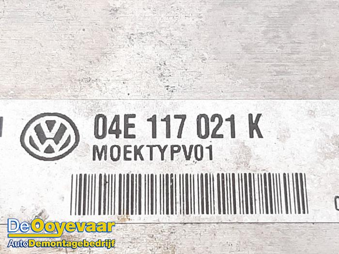 Chlodnica oleju z Volkswagen Golf VIII (CD1) 1.5 eTSI 16V 2020
