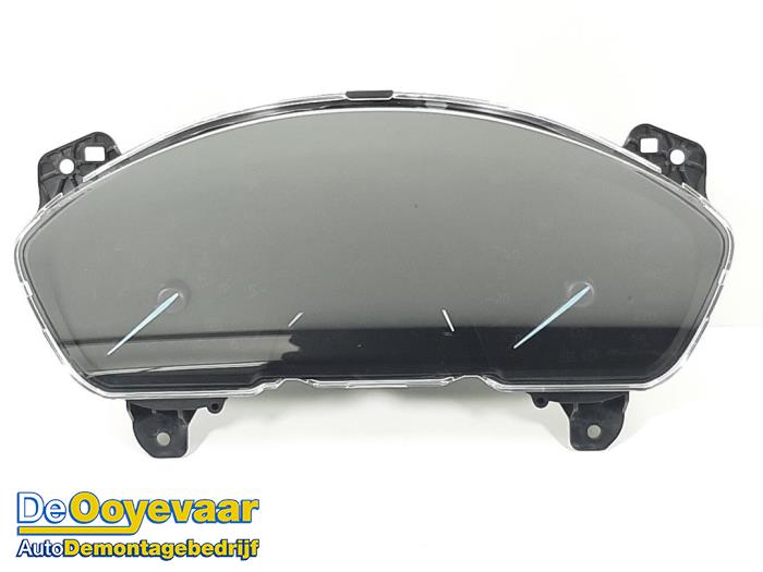 Instrument panel from a Ford Focus 4 Wagon 1.5 EcoBlue 120 2019