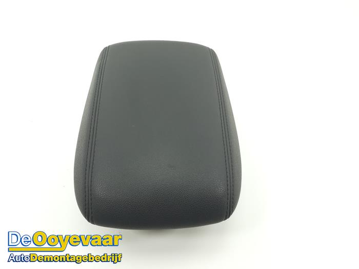 Begagnade Armstöd Ford Focus 4 Wagon 1.5 EcoBlue 120 Pris € 49,99 Marginaltabell erbjuds av Autodemontagebedrijf De Ooyevaar
