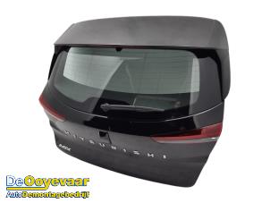 Baklucka från en Mitsubishi ASX (VSX/VSE) 1.3 DI-T 16V 2023