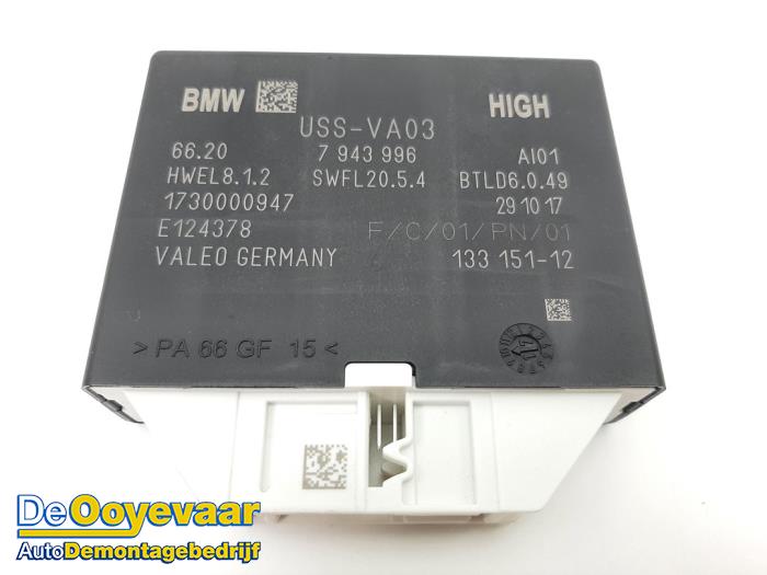 Module PDC d'un BMW M5 (G30/F90) M5 xDrive 4.4 V8 32V TwinPower Turbo 2017