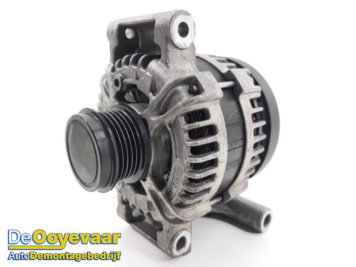 Begagnade Dynamo Opel Astra K 1.4 Turbo 16V Pris € 29,99 Marginaltabell erbjuds av Autodemontagebedrijf De Ooyevaar