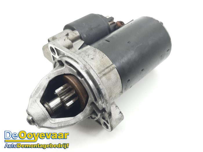 Gebrauchte Anlasser Mercedes SLK (R170) 2.3 230 K 16V Preis € 15,00 Margenregelung angeboten von Autodemontagebedrijf De Ooyevaar