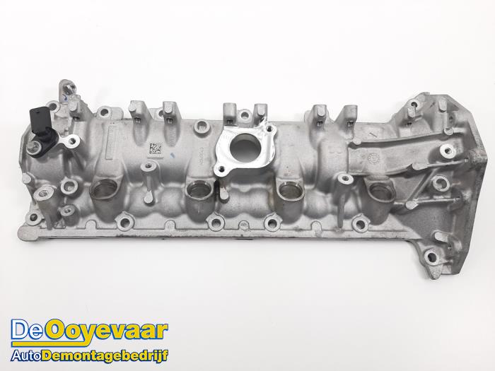 Usagé Couvercle soupapes Mercedes A (177.0) 1.3 A-180 Turbo 16V Prix € 79,99 Règlement à la marge proposé par Autodemontagebedrijf De Ooyevaar