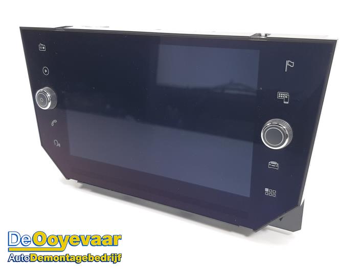 Display Multi Media control unit from a Seat Ibiza V (KJB) 1.0 TSI 12V 2019