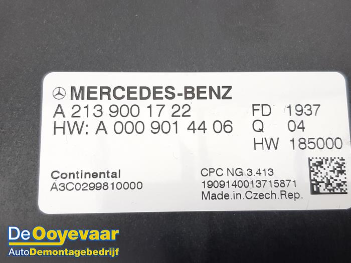 Ordenador de caja automática de un Mercedes-Benz C (W205) C-180 1.5 EQ Boost 2020