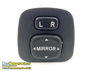 Used Mirror switch Citroen C1 1.0 12V VVT-i Price € 9,99 Margin scheme offered by Autodemontagebedrijf De Ooyevaar