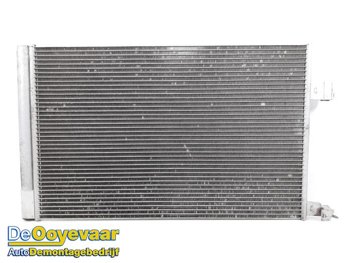 Air conditioning condenser Landrover Range Rover Velar 2.0 16V P250 AWD ...
