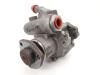 Power steering pump from a BMW X1 (E84) sDrive 18d 2.0 16V 2012