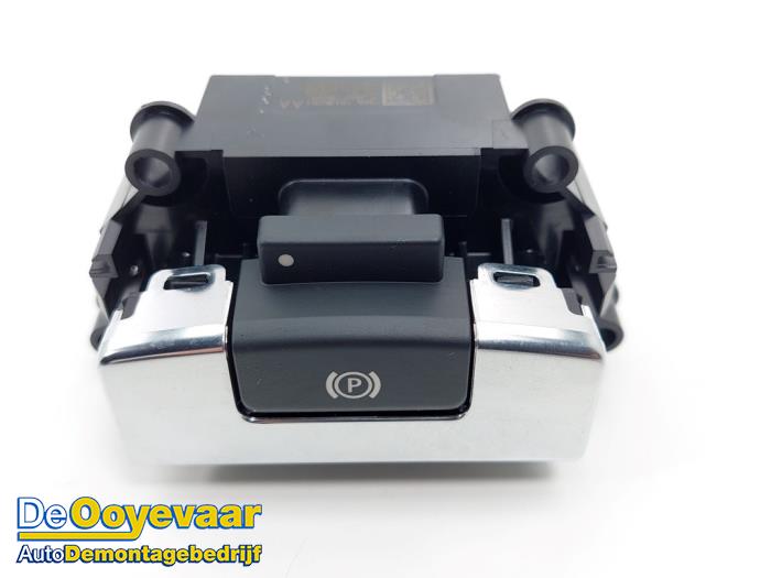 Gebrauchte Handbremse Schalter Landrover Range Rover Velar (LY) 2.0 16V P300 AWD Preis € 9,99 Margenregelung angeboten von Autodemontagebedrijf De Ooyevaar