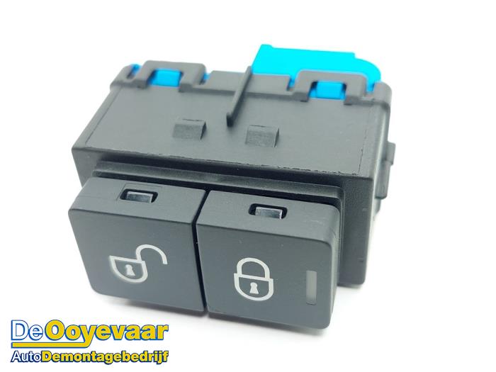 Central locking switch from a Land Rover Range Rover Velar (LY) 2.0 16V P250 AWD 2019