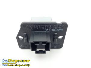 Used Heater resistor Hyundai iX35 (LM) 1.6 GDI 16V Price € 19,99 Margin scheme offered by Autodemontagebedrijf De Ooyevaar