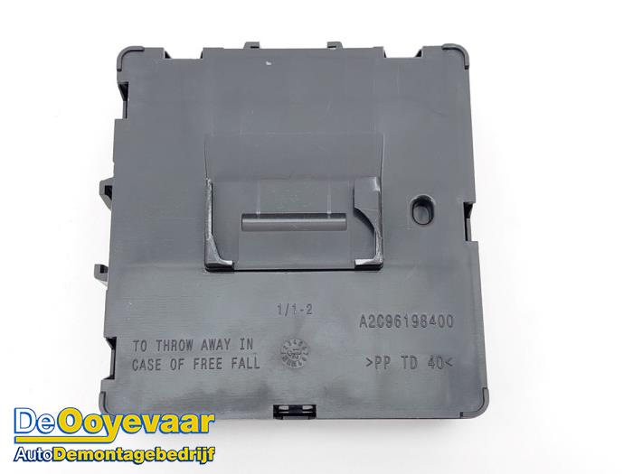 Module (miscellaneous) from a Renault Megane IV Estate (RFBK) 1.3 TCE 160 16V 2021