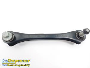 Used Rear wishbone, right Hyundai Kona (OS) 1.6 GDi HEV 16V Price € 39,99 Margin scheme offered by Autodemontagebedrijf De Ooyevaar