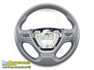 Used Steering wheel Hyundai i20 (GBB) 1.4i 16V Price € 149,99 Margin scheme offered by Autodemontagebedrijf De Ooyevaar