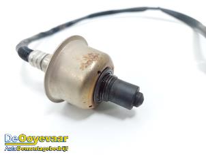 Lambda probe from a Hyundai i20 (GBB) 1.4i 16V 2016