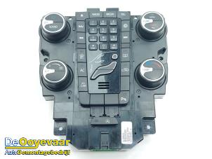 Used Heater control panel Volvo V40 (MV) 2.0 D2 16V Price € 69,98 Margin scheme offered by Autodemontagebedrijf De Ooyevaar
