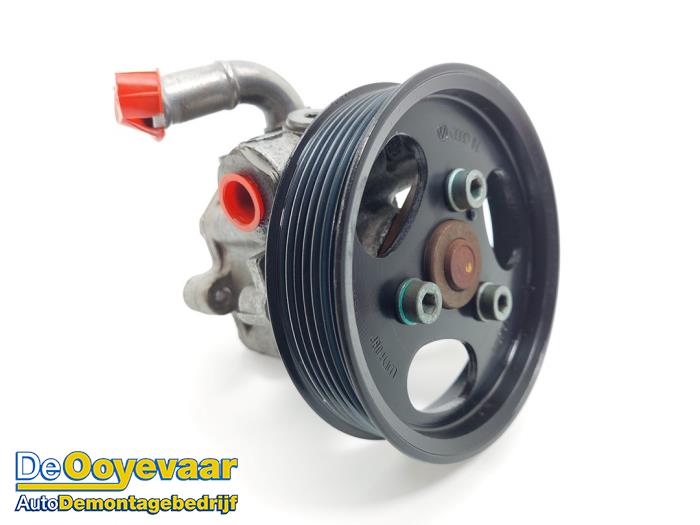 Usagé Pompe de direction Porsche Cayenne (9PA) 3.2 V6 24V Prix € 99,99 Règlement à la marge proposé par Autodemontagebedrijf De Ooyevaar