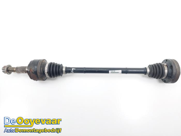 Gebrauchte Antriebswelle links hinten Porsche Cayenne (9PA) 3.2 V6 24V Preis € 14,99 Margenregelung angeboten von Autodemontagebedrijf De Ooyevaar