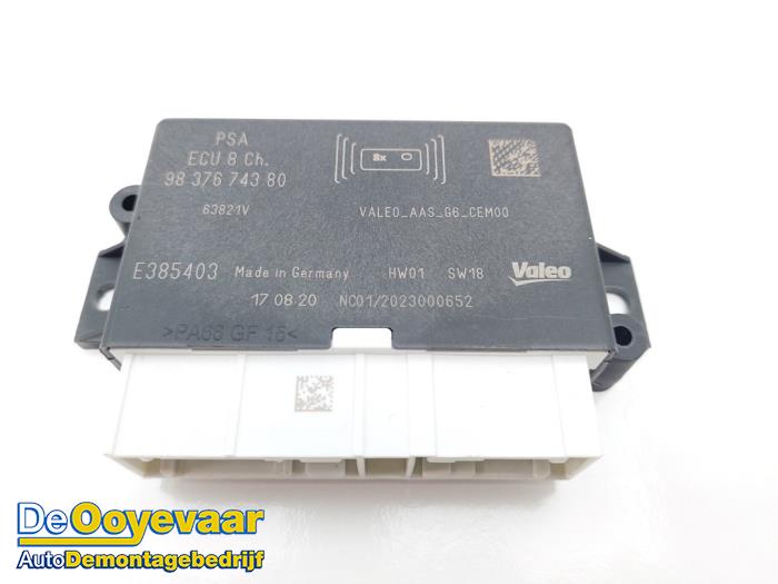 Begagnade PDC-modul Peugeot 208 II (UB/UH/UP) 1.2 Vti 12V PureTech 100 Pris € 29,99 Marginaltabell erbjuds av Autodemontagebedrijf De Ooyevaar