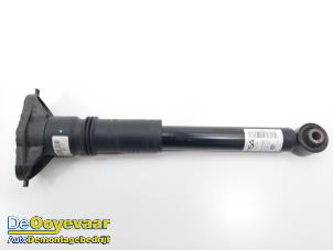 Used Rear shock absorber rod, left Peugeot 208 II (UB/UH/UP) 1.2 Vti 12V PureTech 100 Price € 34,99 Margin scheme offered by Autodemontagebedrijf De Ooyevaar