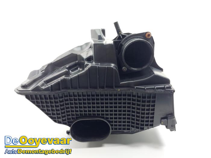 Gebrauchte Luftfiltergehäuse Dacia Logan MCV II/III/Sandero Wagon 0.9 TCE 12V Preis € 9,99 Margenregelung angeboten von Autodemontagebedrijf De Ooyevaar