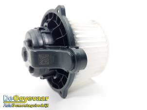 Used Heating and ventilation fan motor Kia Picanto (JA) 1.0 12V Price € 19,99 Margin scheme offered by Autodemontagebedrijf De Ooyevaar