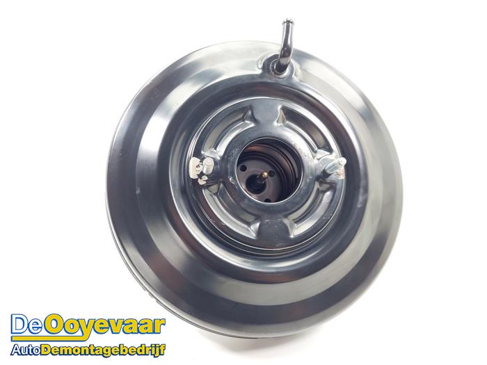Usagé Servo frein Nissan Cube (Z12) 1.6 16V Prix € 39,99 Règlement à la marge proposé par Autodemontagebedrijf De Ooyevaar