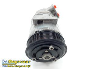 Pompe clim d'un Opel Corsa E 1.3 CDTi 16V ecoFLEX 2016