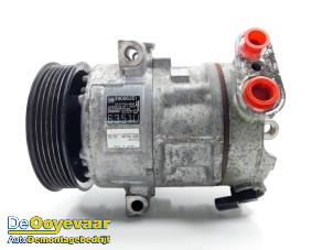 Pompe clim d'un Opel Corsa E 1.3 CDTi 16V ecoFLEX 2016
